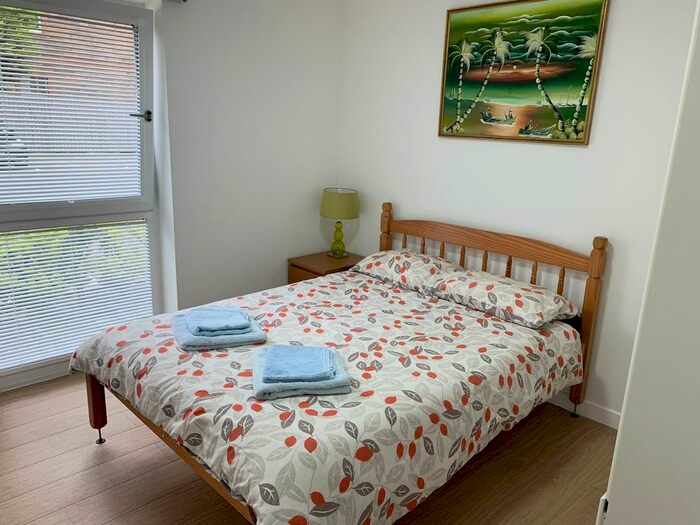 2 Bedroom Flat To Rent In Mcleod Street, Edinburgh, EH11