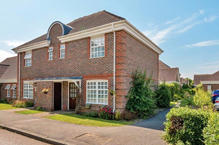 2 Bedroom Retirement Property For Sale In Benningfield Gardens, Castle Village, Berkhamsted, HP4