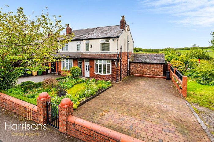 2 Bedroom Semi-Detached House For Sale In St. Helens Road, Bolton, BL5