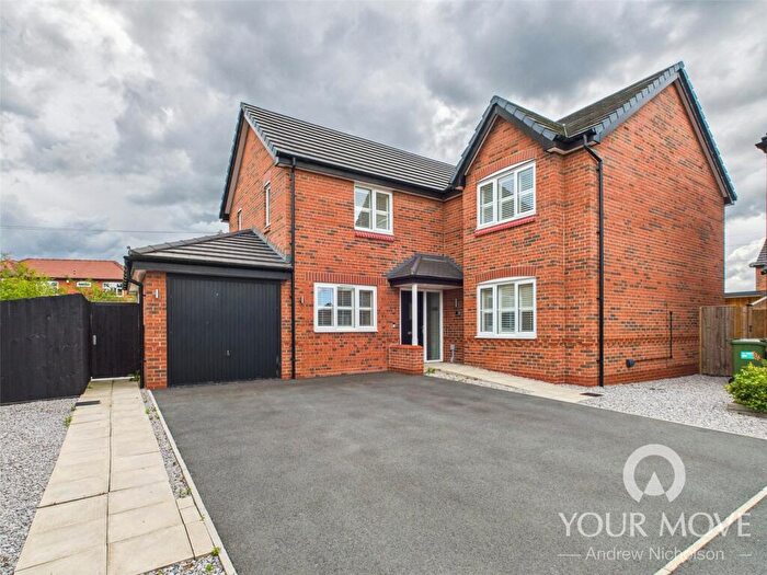 5 Bedroom Detached House For Sale In Corbetts Close, Wistaston, Crewe, Cheshire, CW2