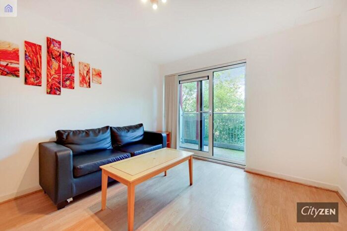 1 Bedroom Flat To Rent In Tequila Wharf, Commercial Road, Limehouse, London, E14
