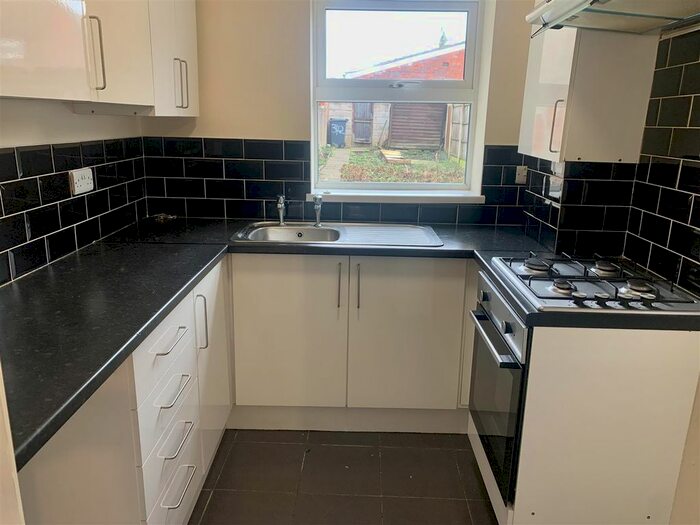 4 Bedroom Terraced House To Rent In Nottingham Road, Ilkeston, DE7