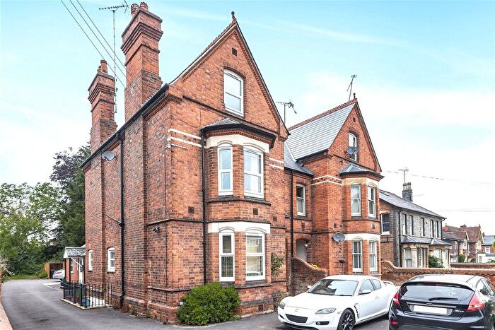 1 Bedroom Flat To Rent In Connaught Road, Reading, Berkshire, RG30