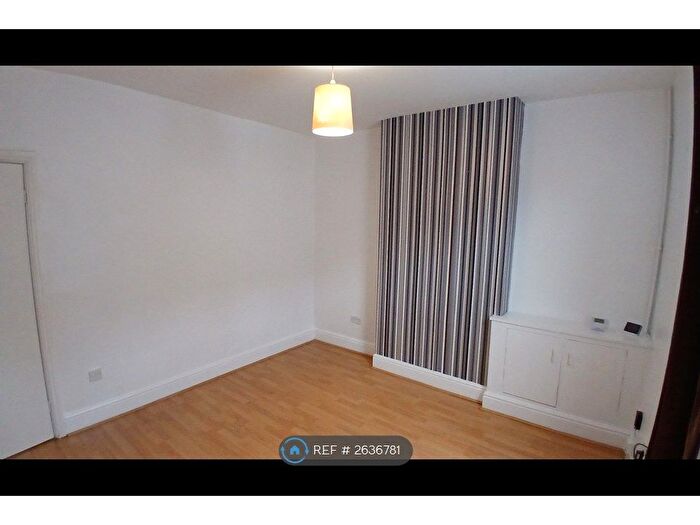 3 Bedroom Terraced House To Rent In Dean Street, Derby, DE22