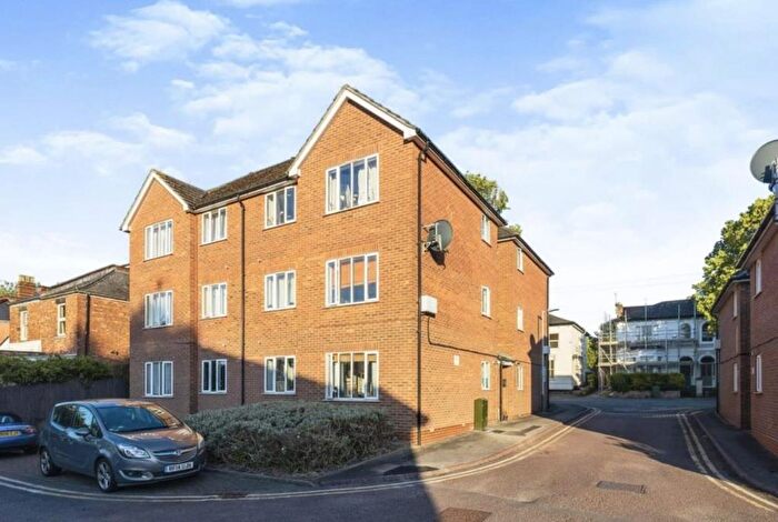 1 Bedroom Flat To Rent In Stow Court, Gloucester Road, Cheltenham, GL51