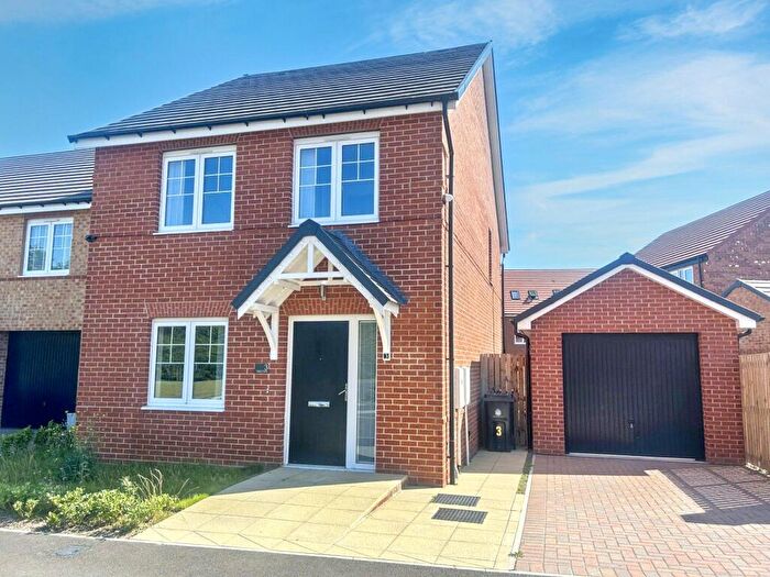 3 Bedroom Detached House For Sale In Beech Court, Cygnet Park, Newcastle Upon Tyne, Tyne And Wear, NE12