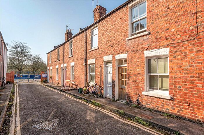 2 Bedroom Terraced House For Sale In Combe Road, Jericho, Oxford, OX2