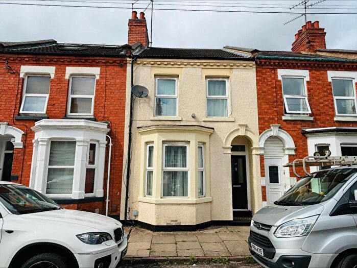 3 Bedroom Terraced House For Sale In Turner Street, Abington, Northampton, NN1