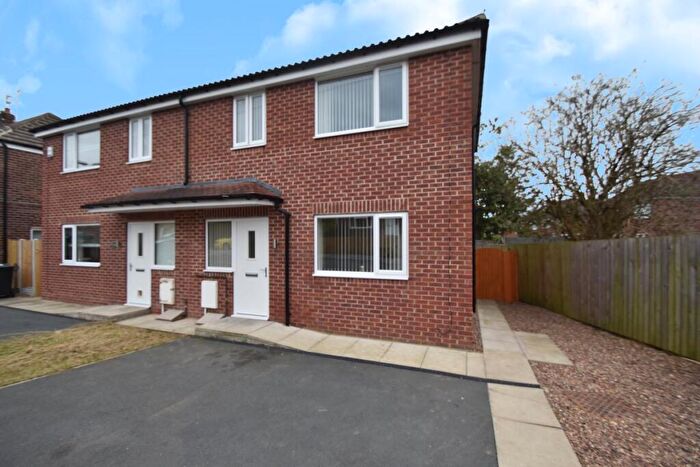 3 Bedroom Semi-Detached House To Rent In Birch Grove, Kippax, LS25