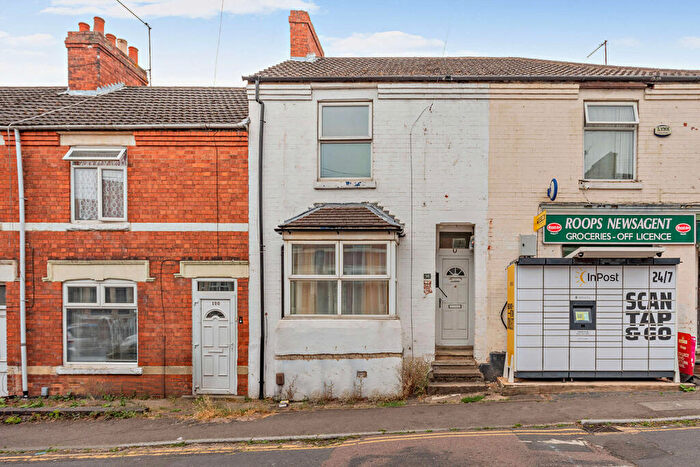 2 Bedroom Terraced House For Sale In Mill Road, Kettering, NN16