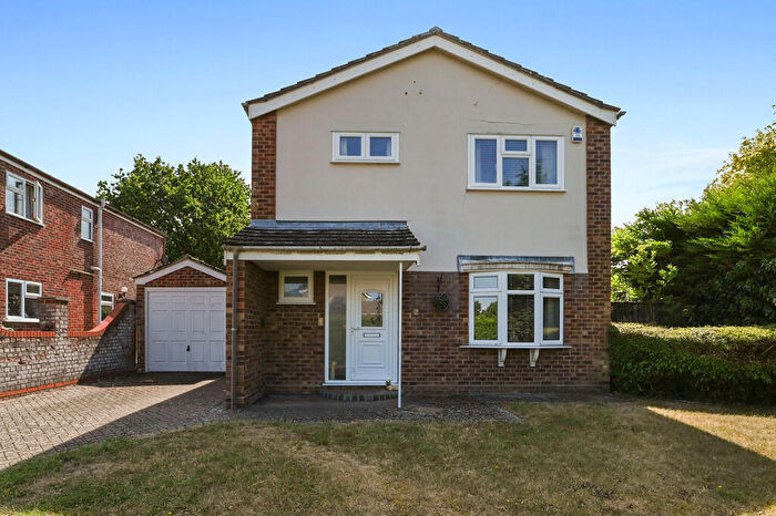3 Bedroom Detached House For Sale In Oaklands, Leavenheath, CO6