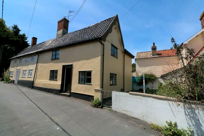 2 Bedroom Cottage To Rent In Dove Lane, Eye, IP23