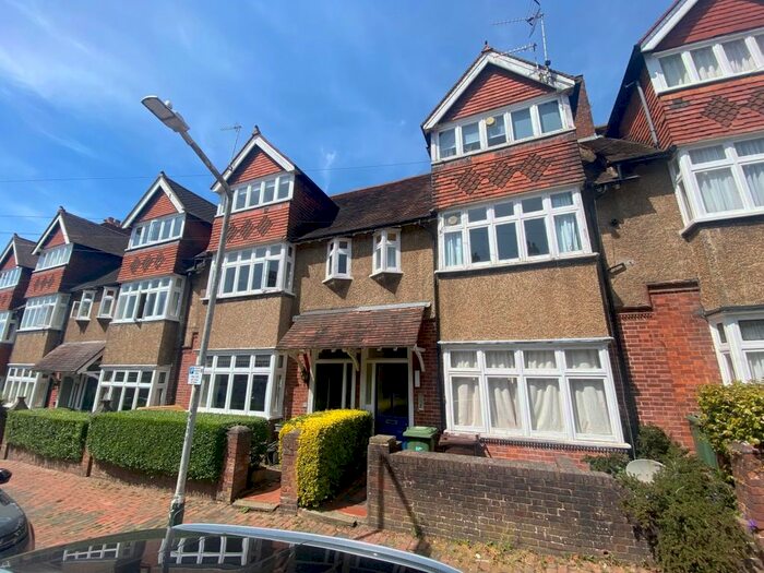 1 Bedroom Flat To Rent In Arundel Road, Tunbridge Wells, TN1