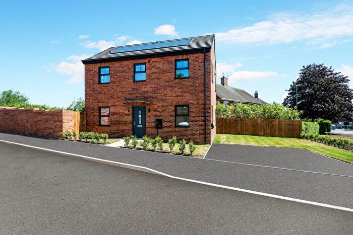3 Bedroom Detached House To Rent In Gibbs Avenue, Bilborough, NG8