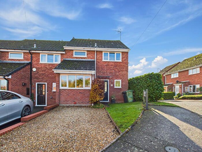 3 Bedroom End Of Terrace House For Sale In Heath Field Road, Bewdley, DY12