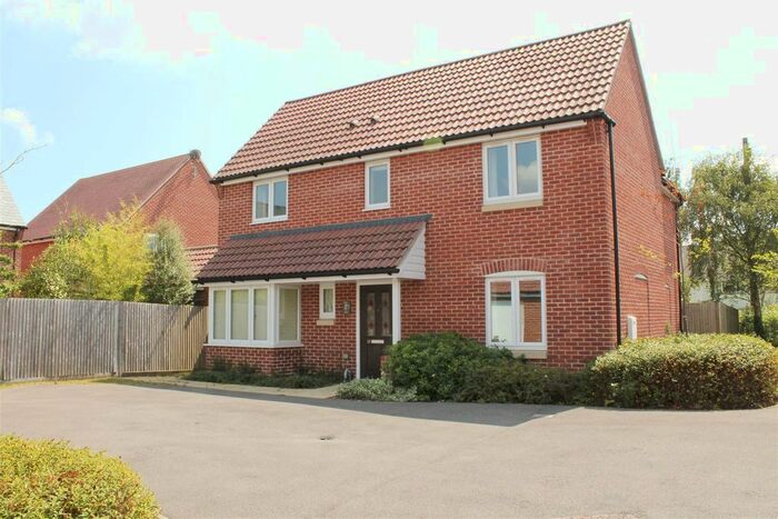 4 Bedroom Detached House To Rent In Princess Royal Close, Lymington, SO41