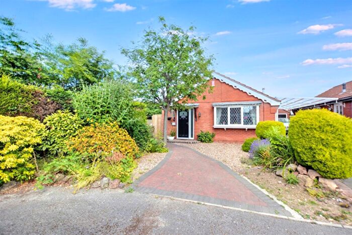 3 Bedroom Detached Bungalow For Sale In Winterbourne Drive, Stapleford, Nottingham, NG9