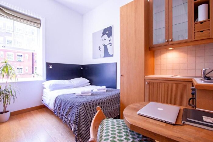 Studio To Rent In Cartwright Gardens, London, WC1H