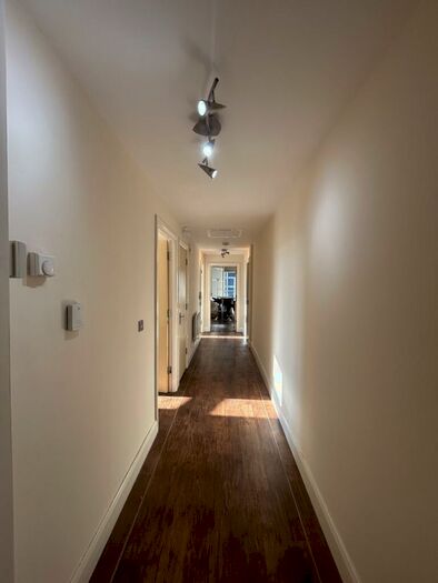 2 Bedroom Flat To Rent In Apartment, Wheeleys Lane, Birmingham, West Midlands, B15