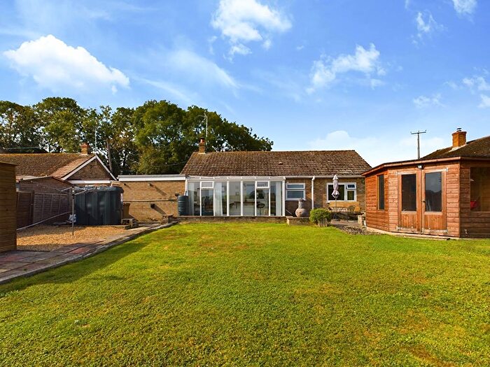 3 Bedroom Bungalow For Sale In West Head Road, Stow Bridge, King's Lynn, PE34