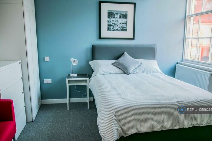 Studio To Rent In Wolverhampton Street, Dudley, DY1