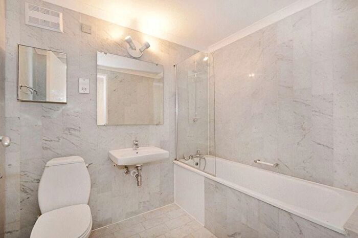 1 Bedroom Flat To Rent In King Frederick Ninth Tower, Surrey Quays, SE16