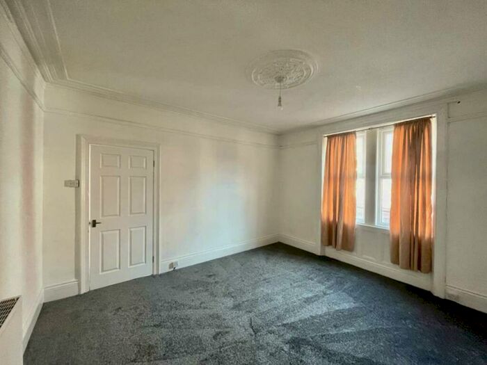 1 Bedroom Flat To Rent In Salisbury Street, Pelaw, NE10