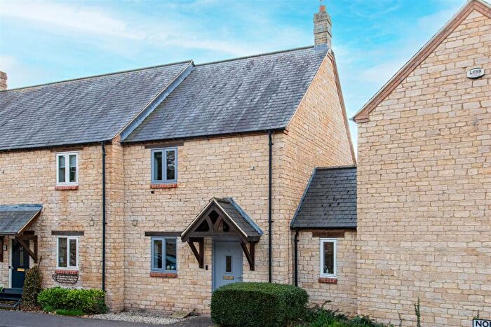 2 Bedroom Terraced House For Sale In Norlinton Close, Orlingbury, NN14