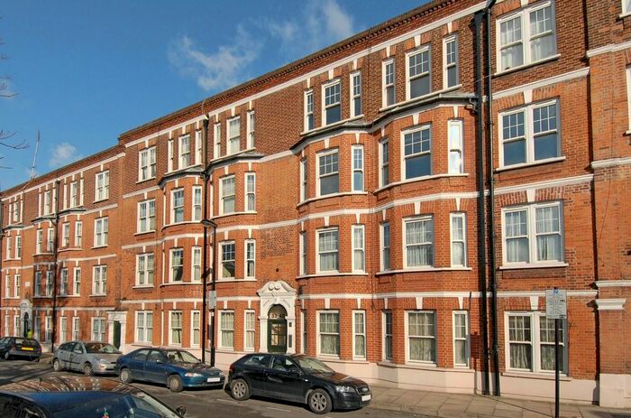 2 Bedroom Flat To Rent In Morgan Mansions, Morgan Road, N7