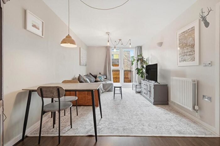 1 Bedroom Flat For Sale In Wenlock Street, Shoreditch, N1