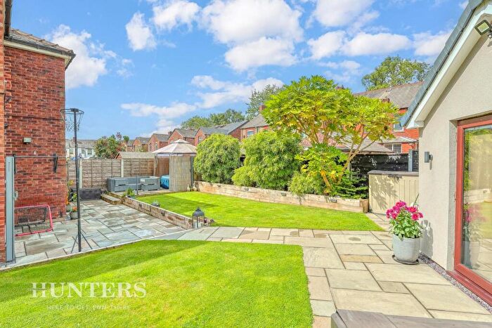 3 Bedroom Semi-Detached House For Sale In Ruth Ave, New Moston, Manchester, M40