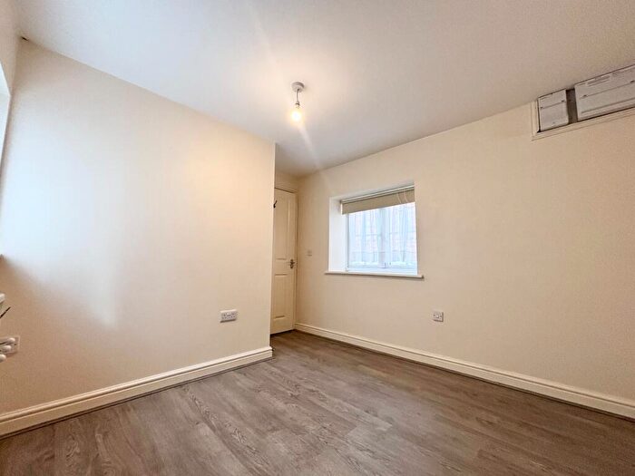 1 Bedroom Bungalow To Rent In George Street, Warminster, BA12