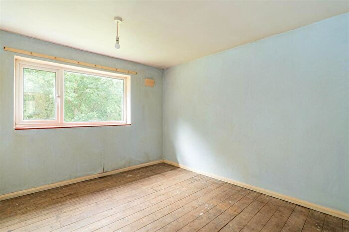 3 Bedroom Terraced House For Sale In Bannister Drive, Leyland, PR25