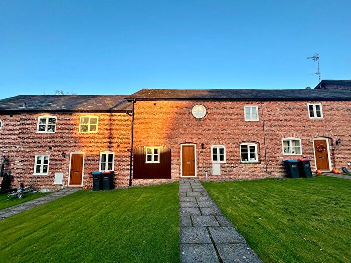 3 Bedroom Property To Rent In Darnhall, Winsford, CW7