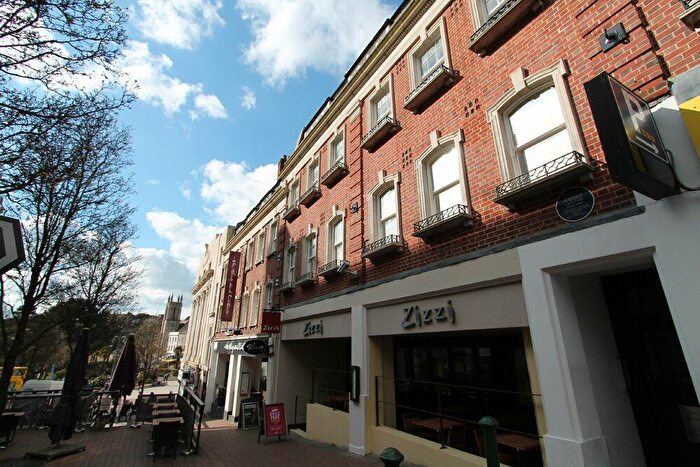 2 Bedroom Flat To Rent In Richmond Hill, Bournemouth, BH2