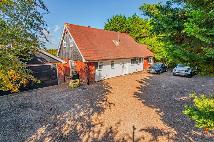 5 Bedroom Detached House For Sale In Richborough Road, Richborough, Sandwich, Kent, CT13