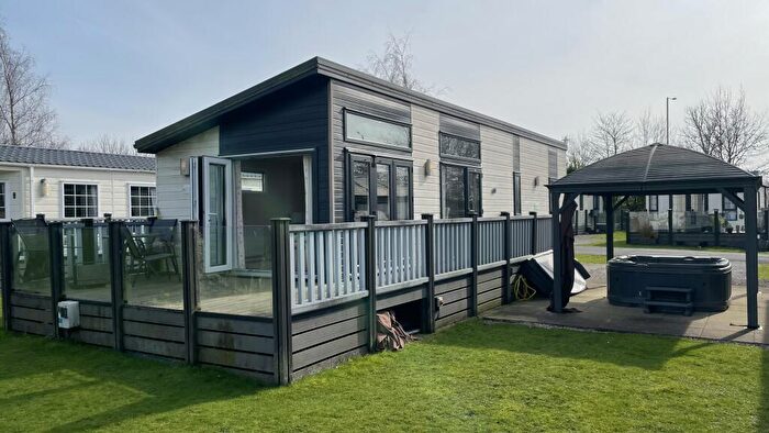 2 Bedroom Caravan For Sale In Yealand Conyers, South Lakeland Leisure Village, LA6