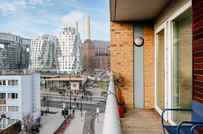 1 Bedroom Flat To Rent In Battersea Park Road, Viridian Apartments, SW8