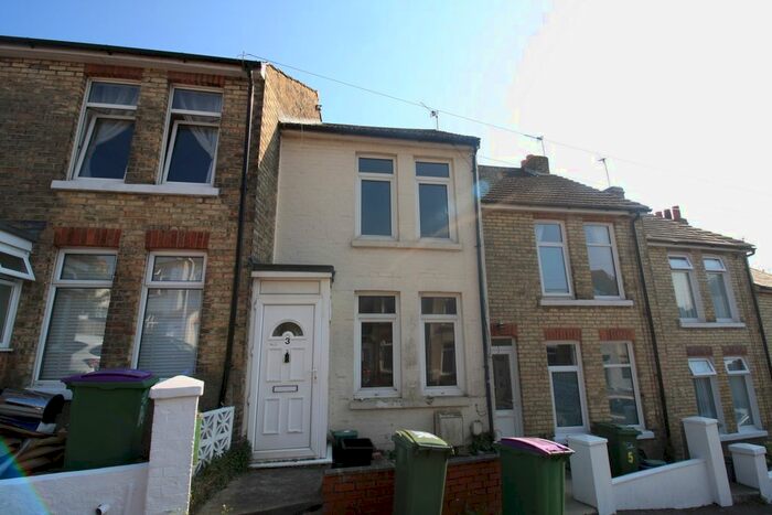 2 Bedroom Terraced House To Rent In Edward Road, Folkestone CT19