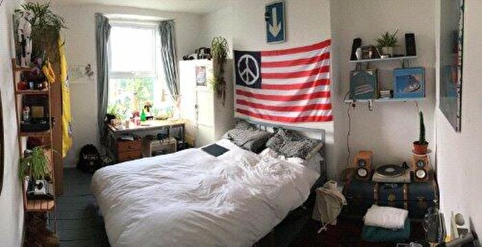 5 Bedroom Apartment To Rent In Lawn Road, London, NW3