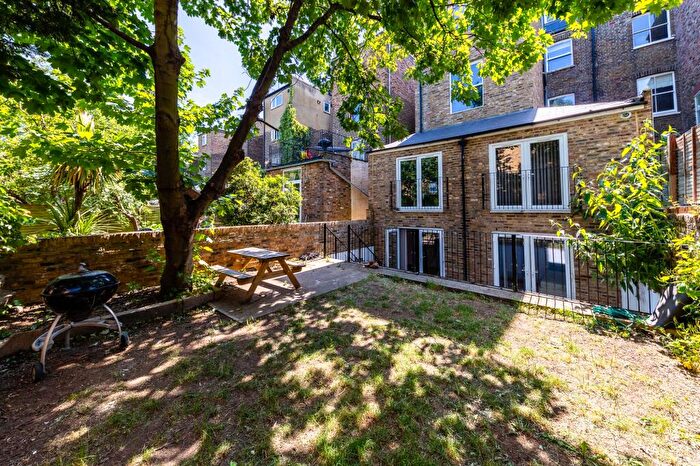 4 Bedroom Flat To Rent In Alexandra Grove, London, N4