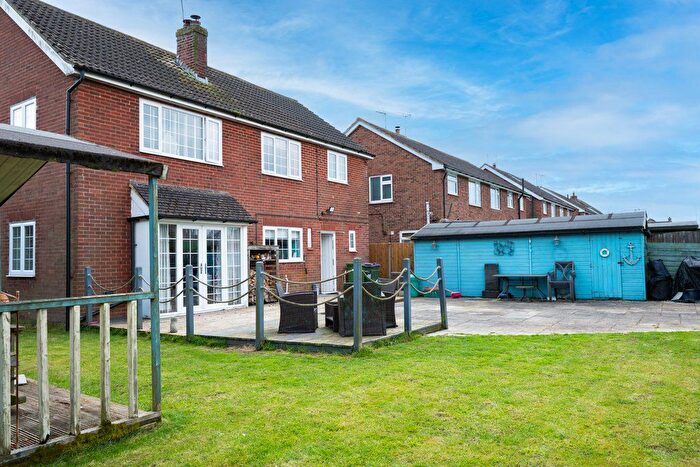 4 Bedroom Detached House For Sale In Rolfe Lane, New Romney, Kent, TN28