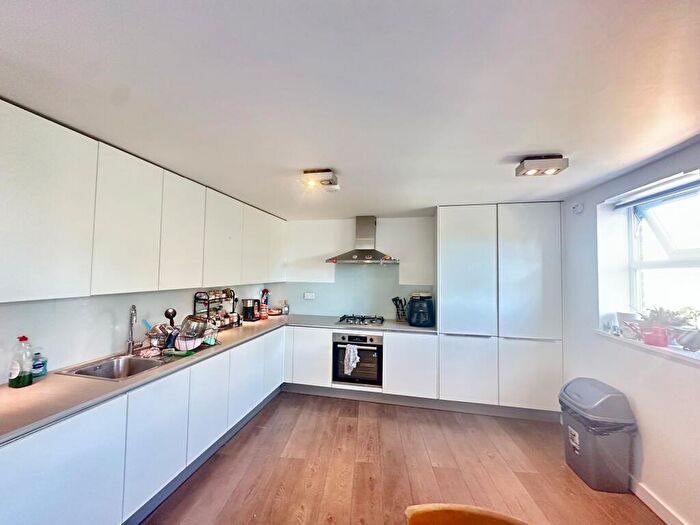 2 Bedroom Apartment To Rent In Amersham Road, New Cross, SE14