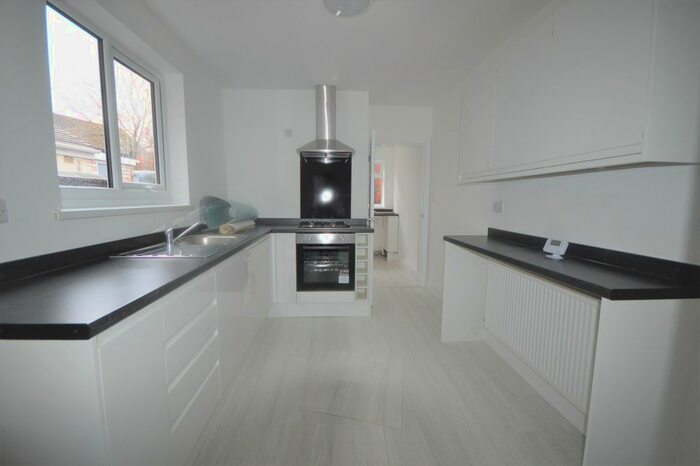 3 Bedroom Terraced House To Rent In Biddulph Road, Stoke-On-Trent, ST6