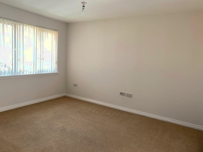 2 Bedroom Flat To Rent In Maude Close, Kirkliston, Edinburgh, EH29