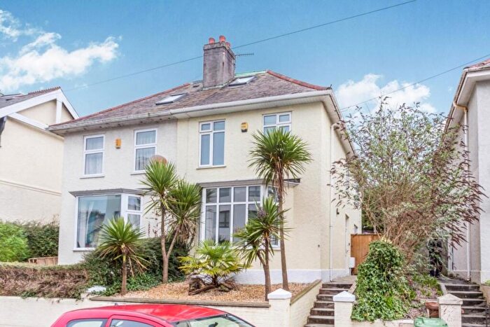 Flat To Rent In Arlington Road, Plymouth, PL4