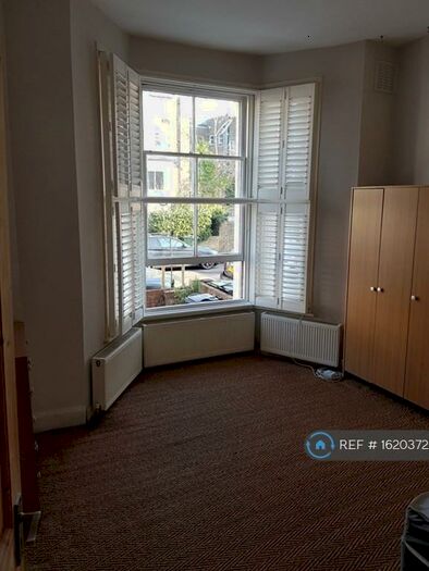 1 Bedroom Flat To Rent In Upper Ground Floor, London, SE5