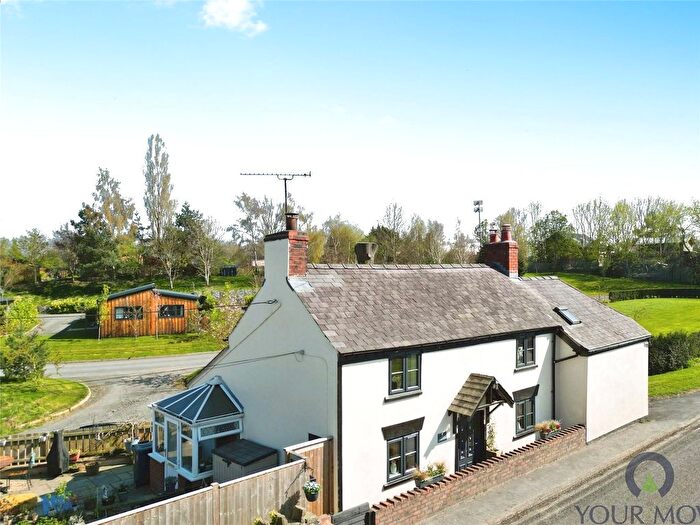3 Bedroom Cottage For Sale In Sunnyside, Gledrid, Chirk, Wrexham, LL14