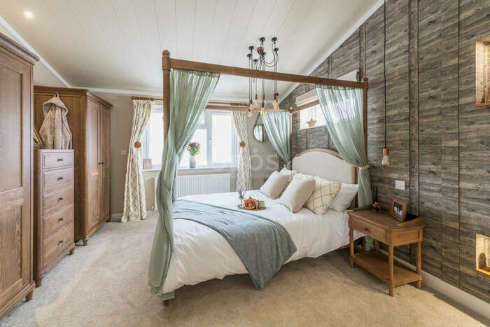 3 Bedroom Lodge Character Property For Sale In The Spadlington Resort, Off Holme Road, Spadlington, Yorkshire, DN14