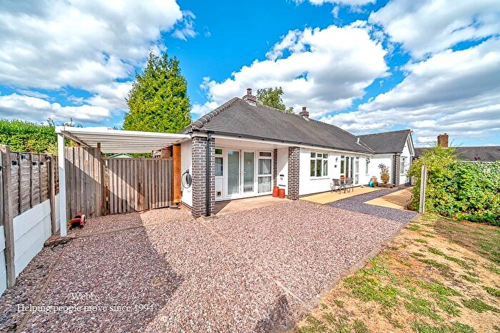 3 Bedroom Detached Bungalow For Sale In Victoria Street, Broomhill, Cannock, WS11